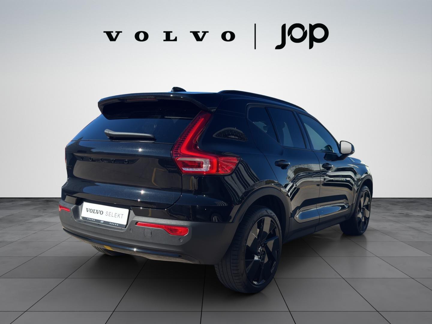 Volvo EX40