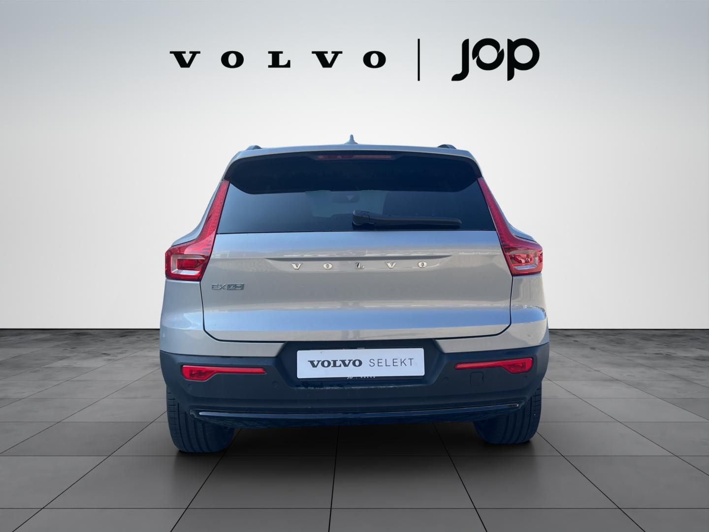 Volvo EX40