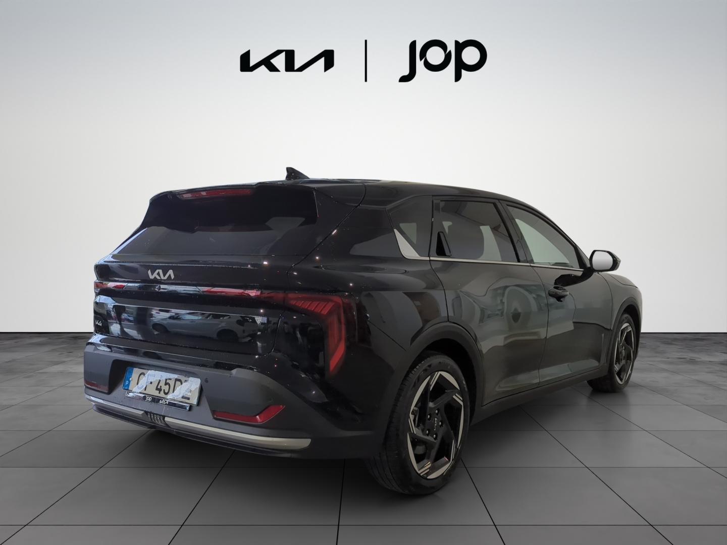Kia K4