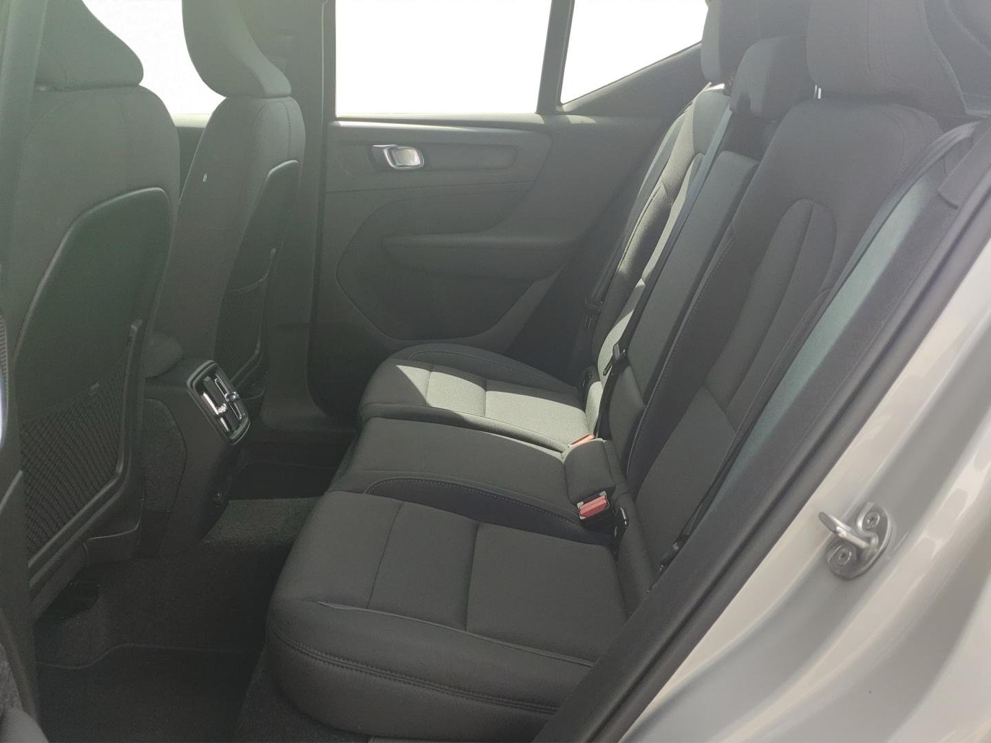 Volvo EX40
