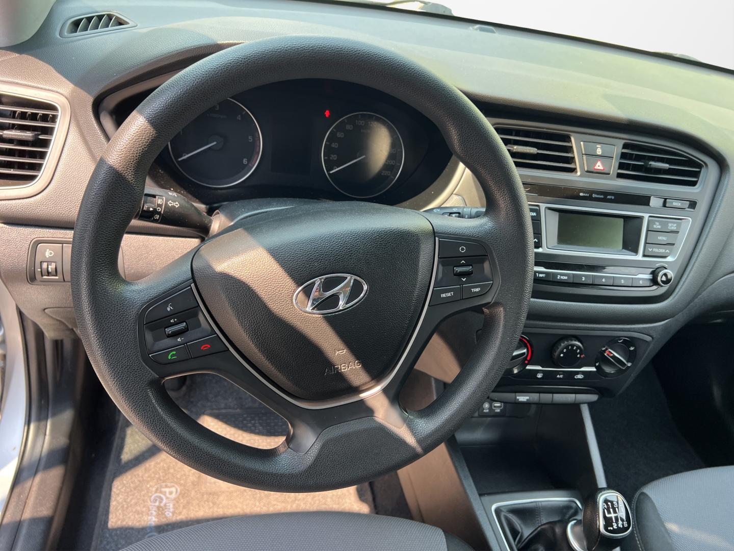 Hyundai i20
